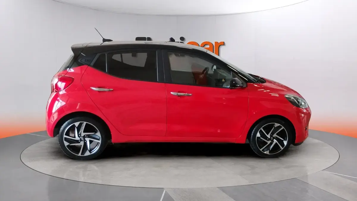 Usado Hyundai i10 84 CV (61 kW) 2020 Rojo Utilitario