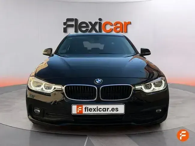Usado BMW 318 150 CV (110 kW) 2018 Negro Berlina