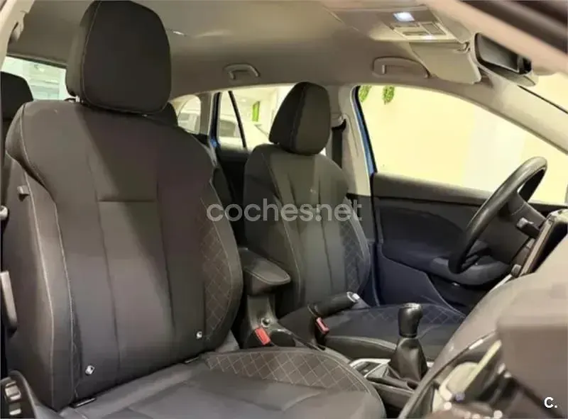 Usado Skoda Scala Ambition 115 CV (84 kW) 2020 Azul Utilitario