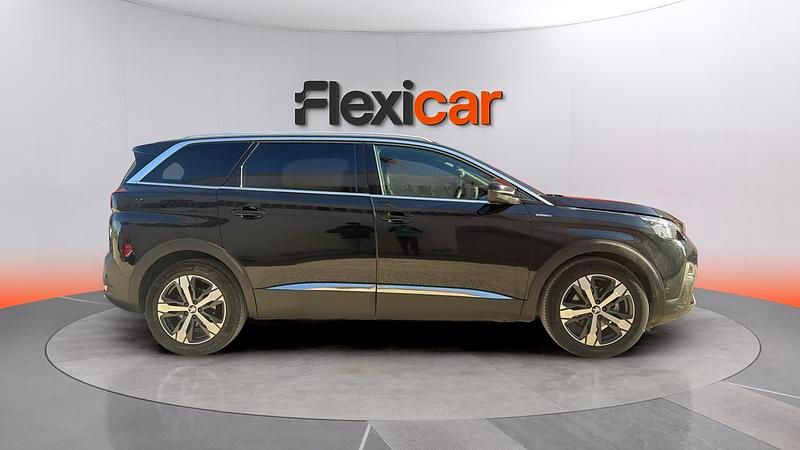Usado Peugeot 5008 GT-line 120 CV (88 kW) 2017 Negro Monovolumen