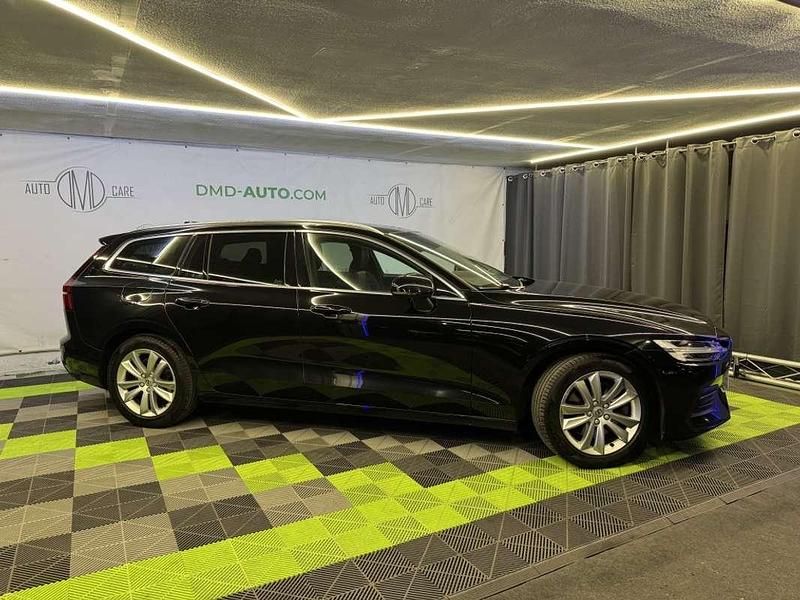 Usado Volvo V60 Business Edition 190 CV (139 kW) 2020 Negro Familiar