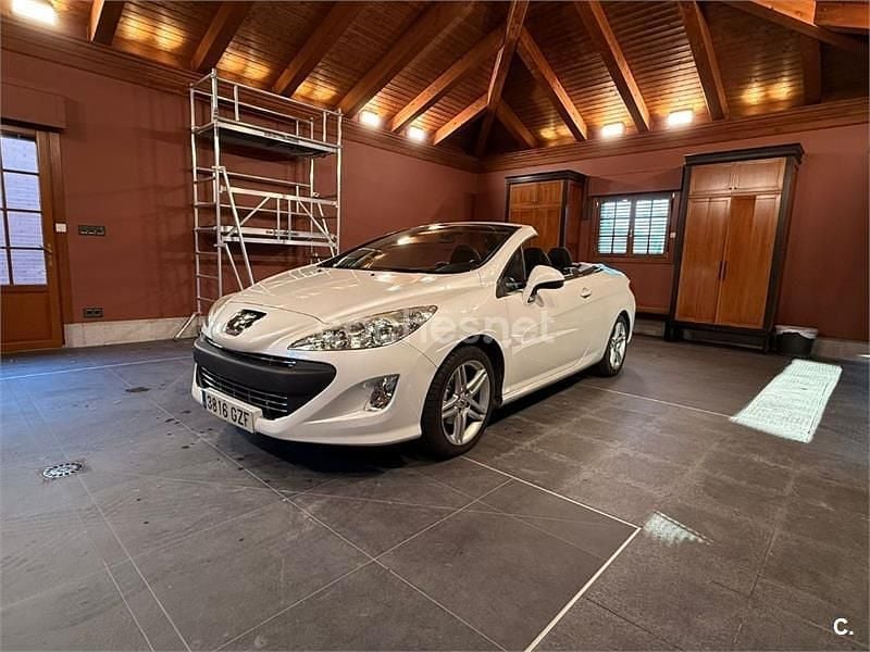 Usado Peugeot 308 CC 120 CV (88 kW) 2010 Blanco Descapotable