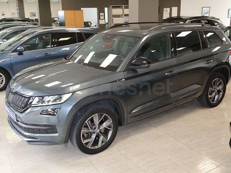 Usado Skoda Kodiaq SportLine 190 CV (139 kW) 2020 Gris / plata SUV