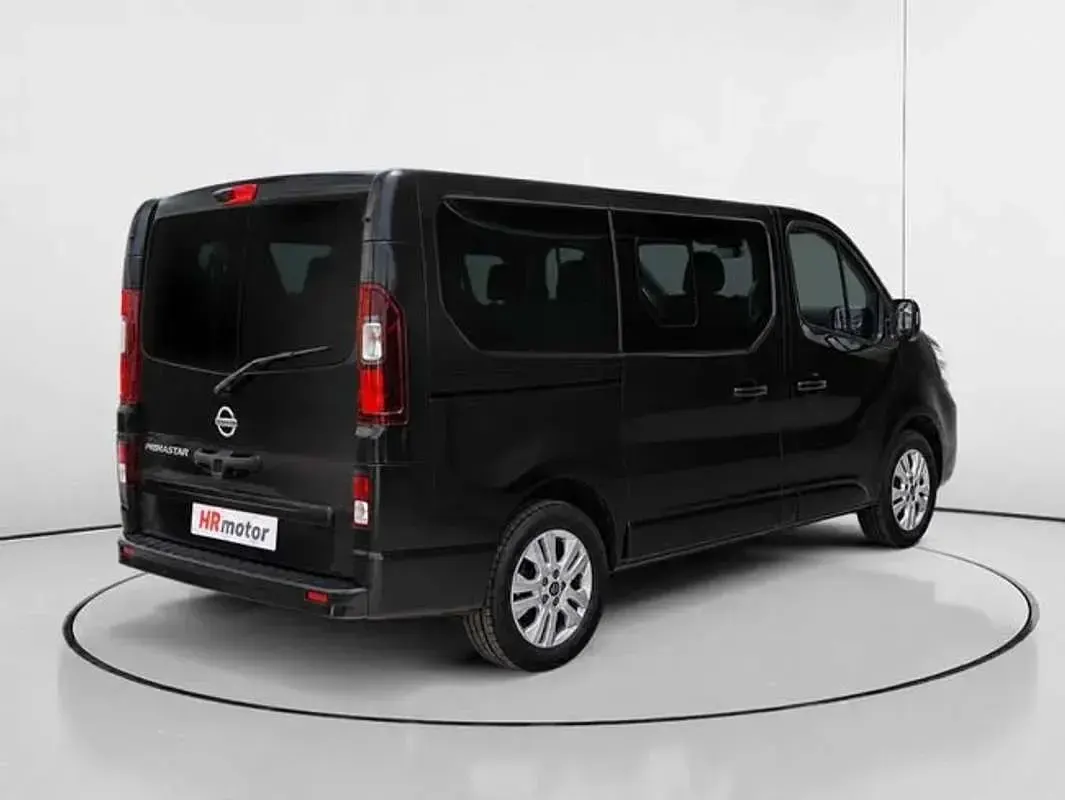 Usado Nissan Primastar Acenta 150 CV (110 kW) 2025 Negro Monovolumen