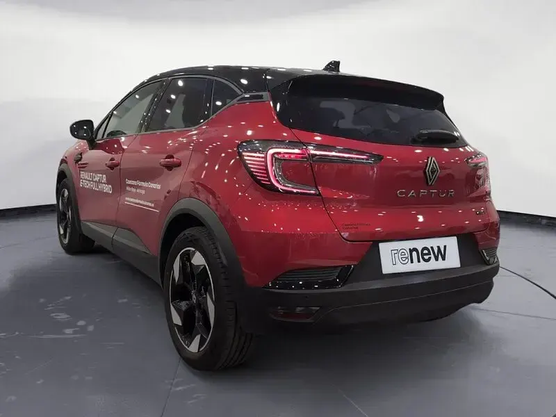 Usado Renault Captur Techno 145 CV (106 kW) 2025 Rojo SUV