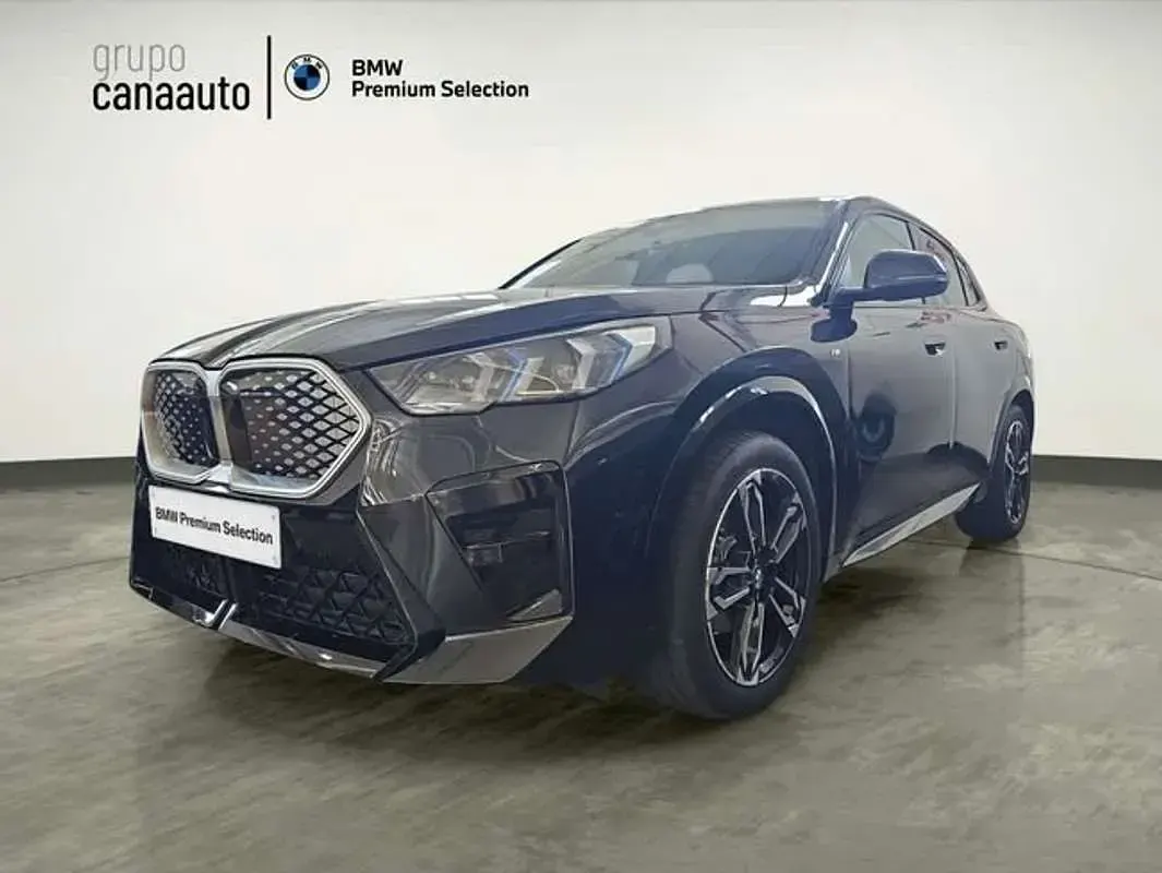 Usado BMW iX2 Comfort Edition 150 kW (204 CV) 2025 Negro SUV