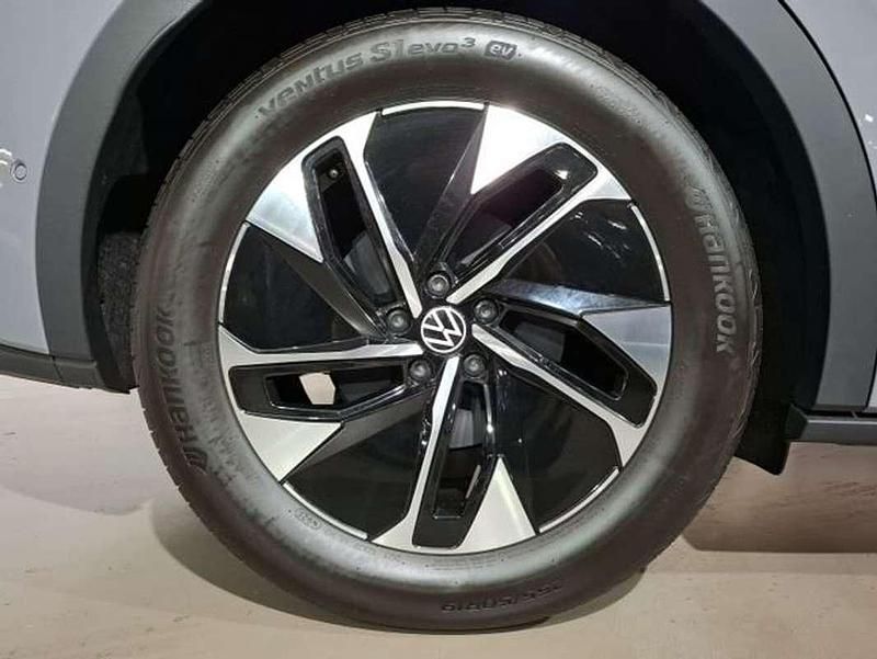 Usado VW ID.5 Pro 127 kW (174 CV) 2025 Gris SUV