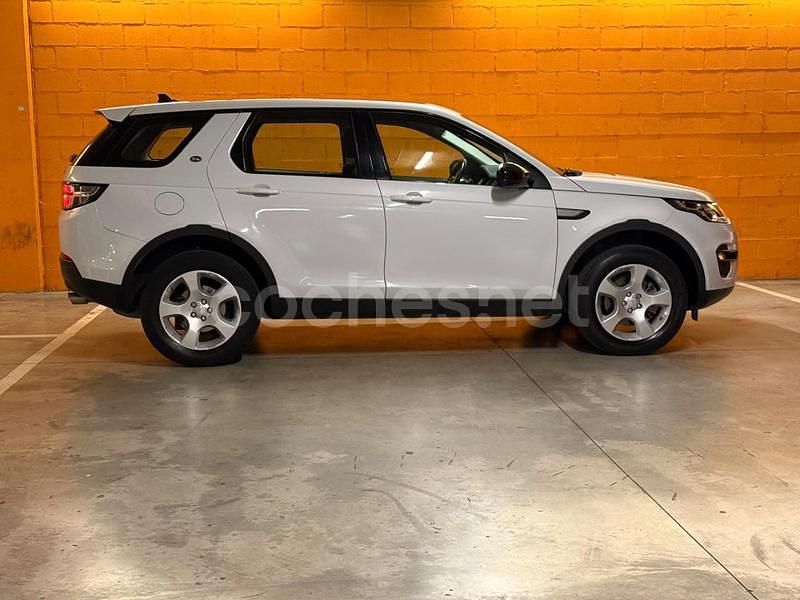 Usado Land Rover Discovery Sport HSE 150 CV (110 kW) 2017 Blanco SUV
