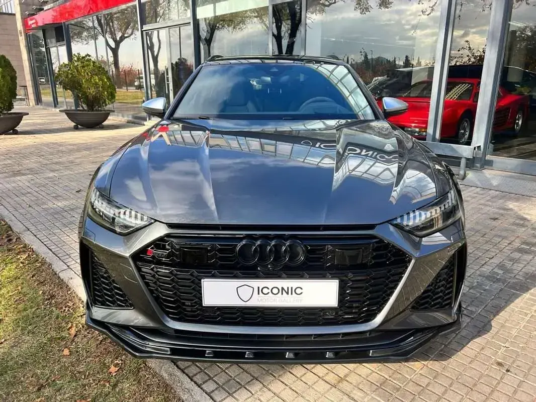 Usado Audi RS6 600 CV (441 kW) 2021 Gris Familiar