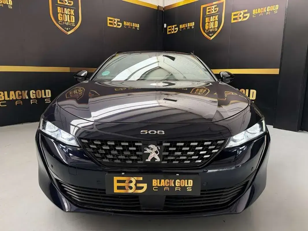 Usado Peugeot 508 SW GT 131 CV (96 kW) 2022 Azul Familiar