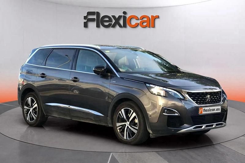 Gris Usado 2018 Peugeot 5008 GT-line Monovolumen | 17.990 € (Precio justo) - Imagen 1/4