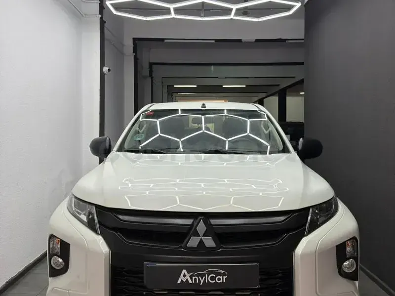 Usado Mitsubishi L200 150 CV (110 kW) 2020 Blanco Pickup/Camioneta