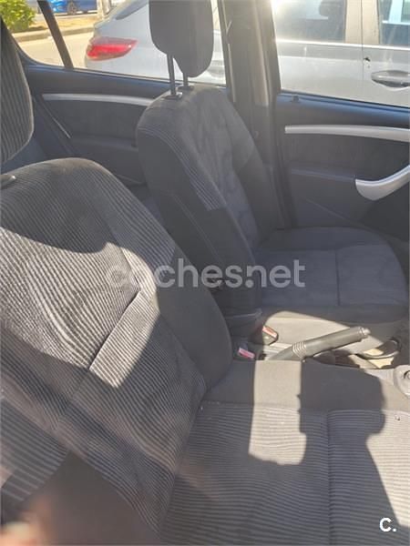 Usado Dacia Sandero Lauréate 75 CV (55 kW) 2008 Negro Utilitario