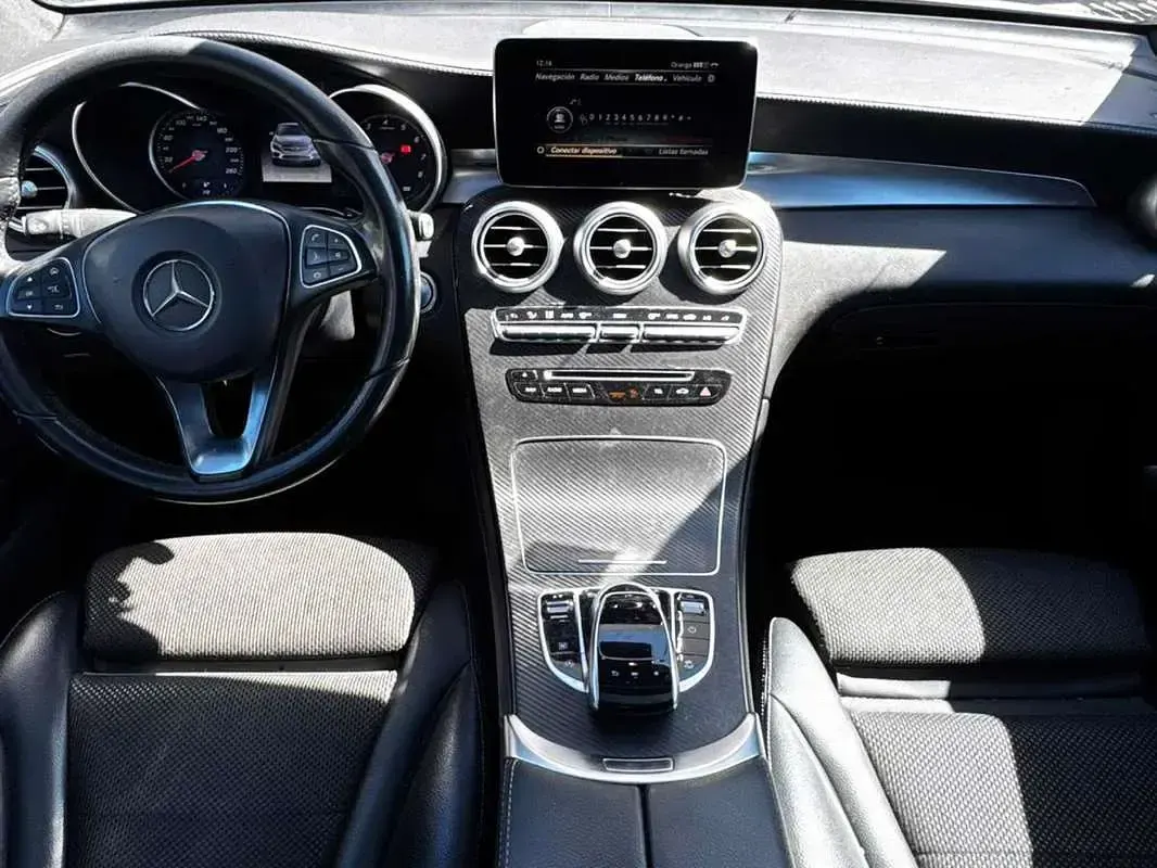 Usado Mercedes GLC250 211 CV (155 kW) 2017 Gris SUV