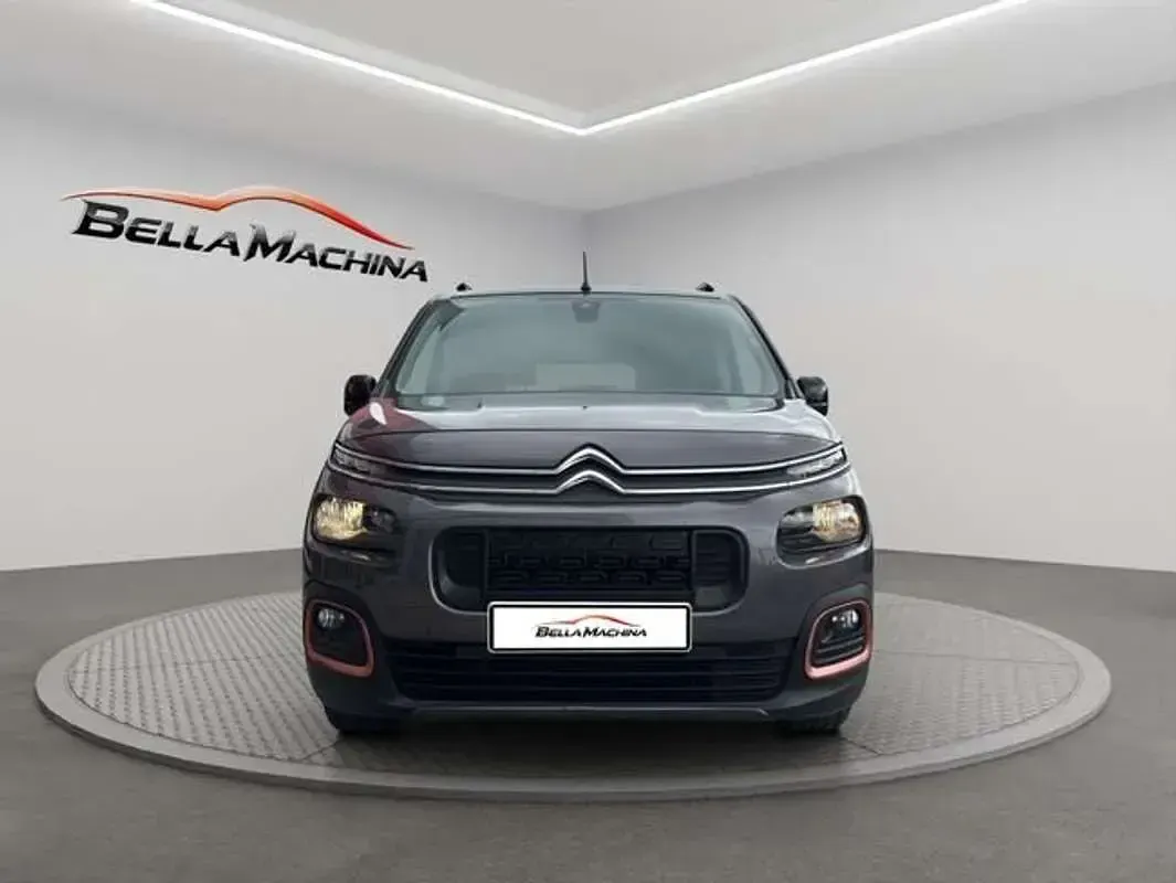 Usado Citroën e-Berlingo PureTech 110 CV (80 kW) 2019 Negro Van