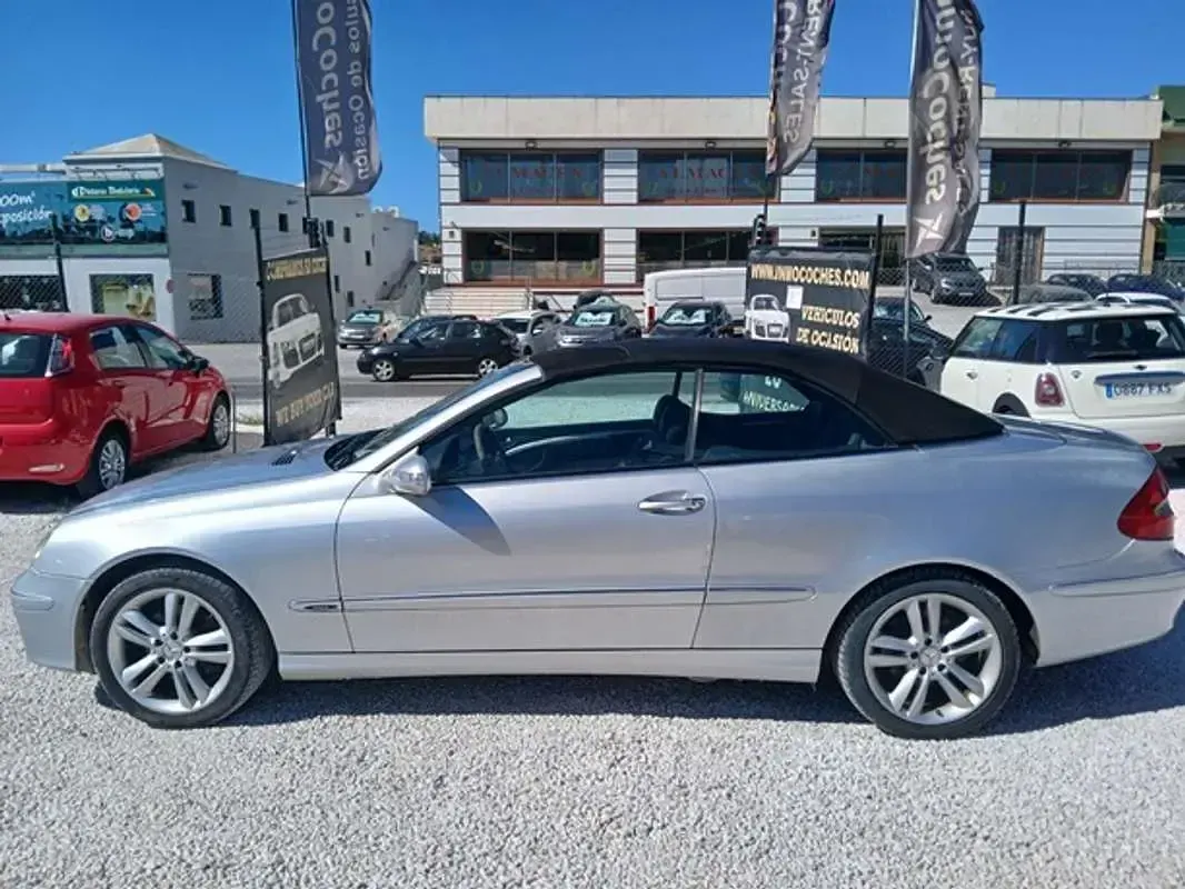 Usado Mercedes CLK200 184 CV (135 kW) 2007 Gris Descapotable