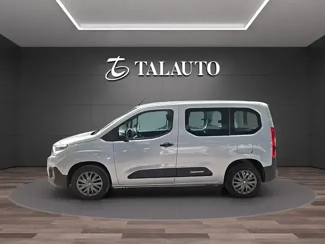 Usado Citroën e-Berlingo 102 CV (75 kW) 2025 Gris