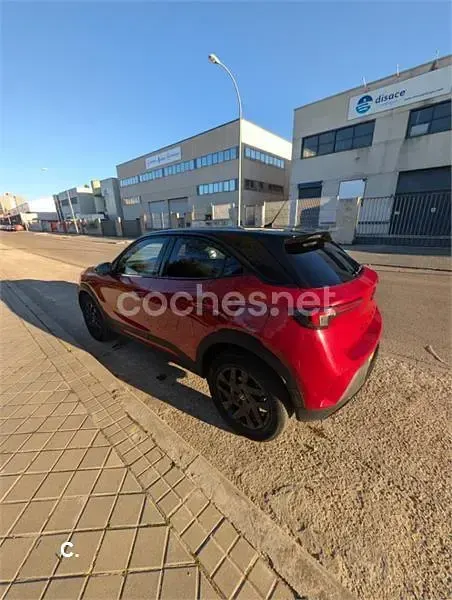 Käytetty Opel Mokka GS Line 110 HP (80 kW) 2023 Punainen Katumaasturi