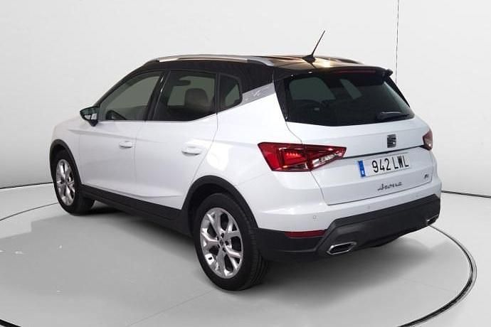 Usado Seat Arona FR 90 CV (66 kW) 2022 SUV