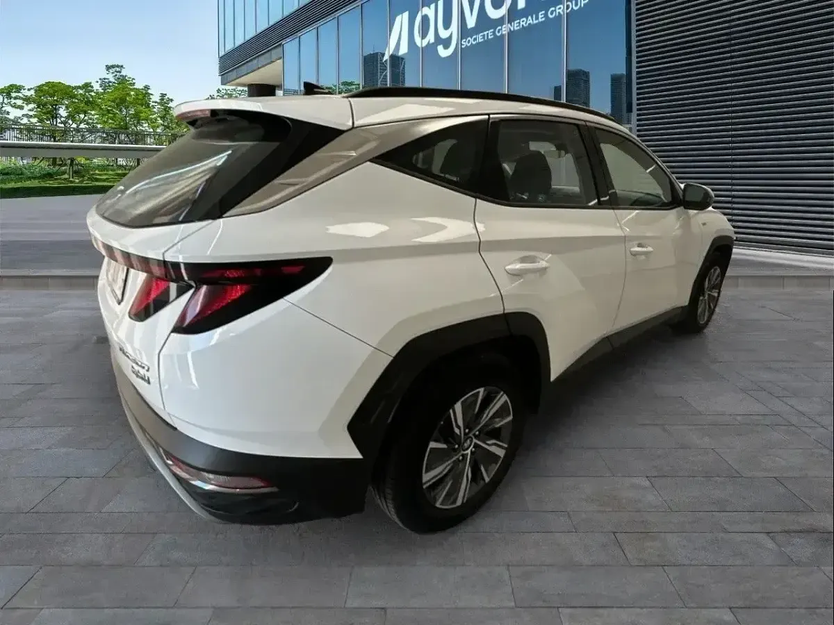 Usado Hyundai Tucson 136 CV (100 kW) 2022 Blanco SUV