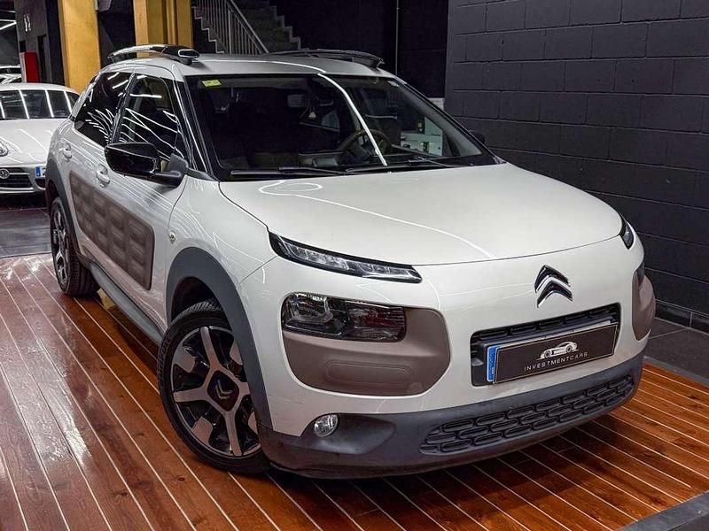 Blanco Usado 2016 Citroën C4 Cactus Feel Utilitario | 10.500 € (Precio justo) - Imagen 1/4