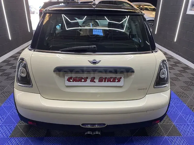 Usado Mini ONE 95 CV (69 kW) 2009 Beige Utilitario