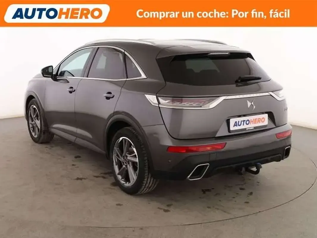 Usado DS Automobiles DS7 Crossback So Chic 180 CV (132 kW) 2020 Gris SUV