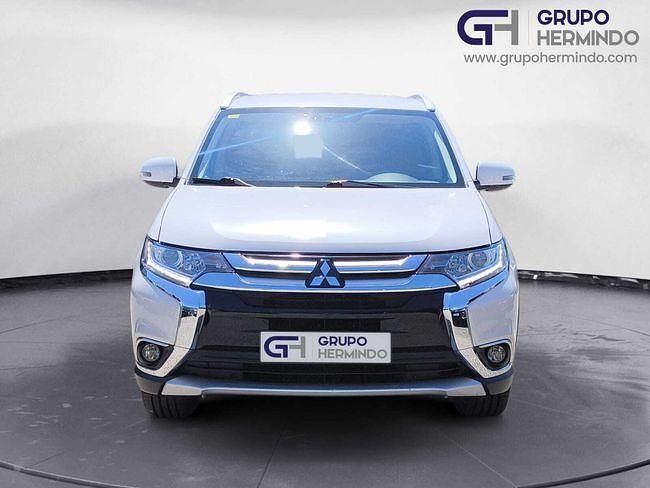 Usado Mitsubishi Outlander Motion 150 CV (110 kW) 2018 Blanco SUV
