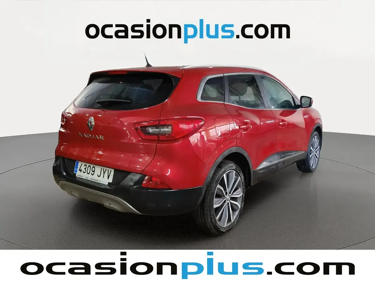 Usado Renault Kadjar Zen 132 CV (97 kW) 2017 Rojo SUV