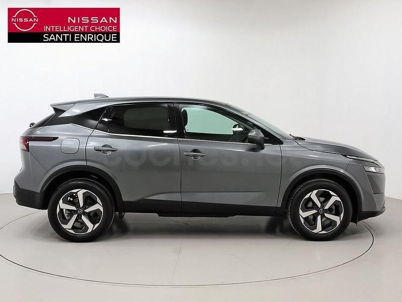 Usado Nissan Qashqai N-Connecta 140 CV (102 kW) 2024 Gris / plata SUV