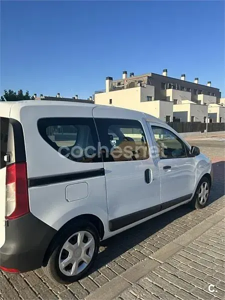 Usado Dacia Dokker Ambiance 75 CV (55 kW) 2013 Blanco Monovolumen