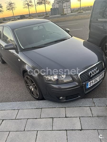 Gris / plata Usado 2008 Audi A3 Ambition Berlina | 4000 € (Buen precio) - Imagen 1/4