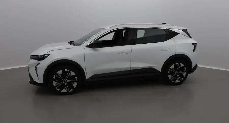 Usado Renault Scenic E-Tech Evolution 125 kW (170 CV) 2024 SUV