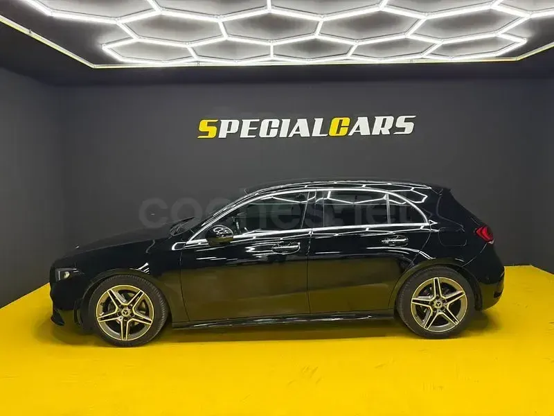 Usado Mercedes A180 116 CV (85 kW) 2019 Negro Berlina