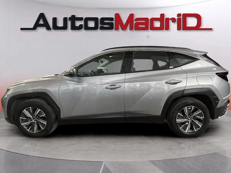 Usado Hyundai Tucson 136 CV (100 kW) 2022 Gris / plata SUV