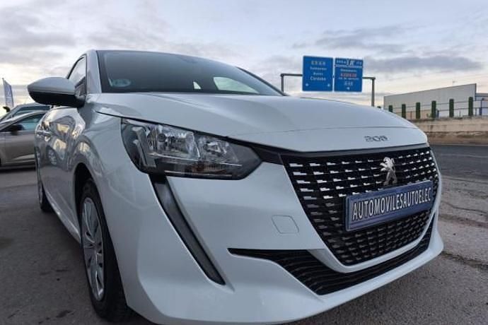 Usado Peugeot 208 Allure 102 CV (75 kW) 2021 Utilitario