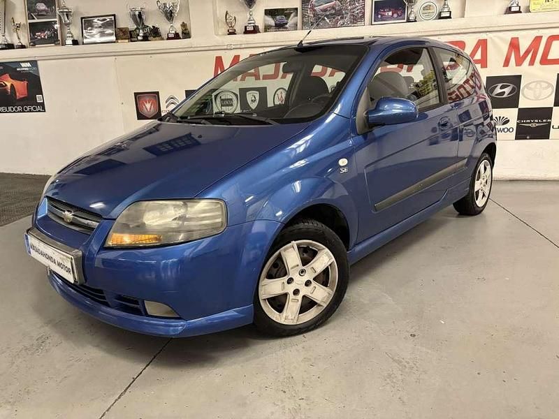 Azul Usado 2006 Chevrolet Kalos SE Utilitario | 2950 € - Imagen 1/4