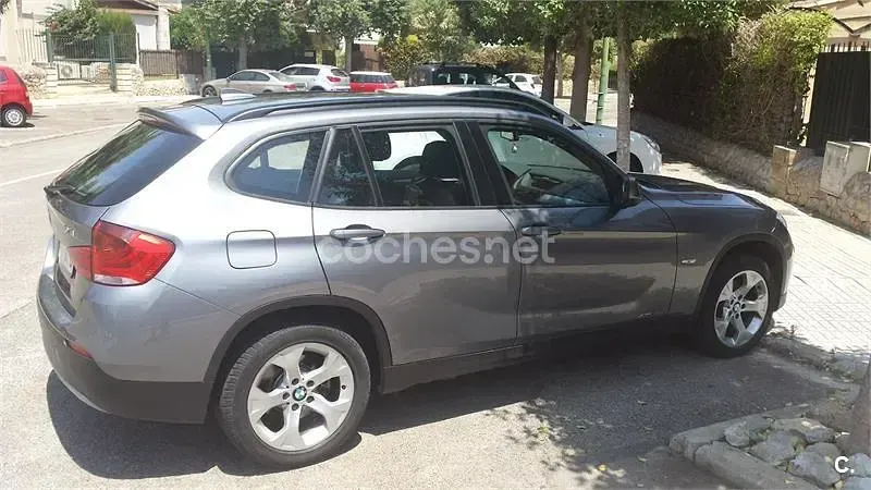 Usado BMW X1 143 CV (105 kW) 2010 Gris / plata SUV