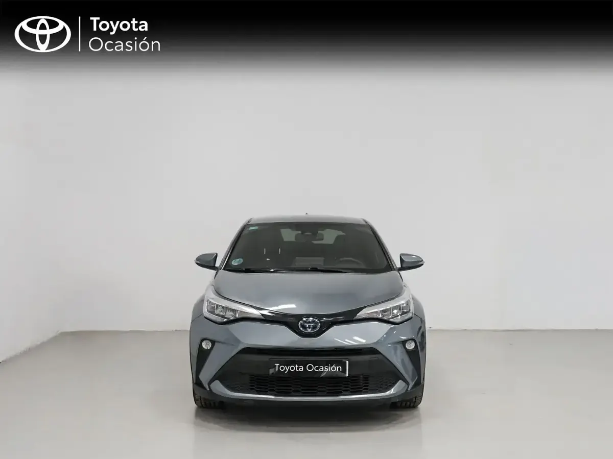 Usado Toyota C-HR Advance 122 CV (89 kW) 2022 Gris SUV
