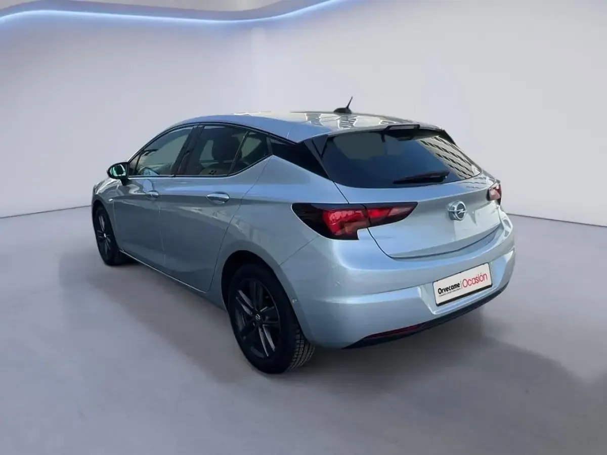 Usado Opel Astra GS Line 130 CV (95 kW) 2019 Gris Berlina