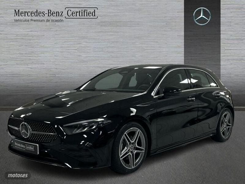 Negro Usado 2024 Mercedes A180 AMG line | 29.900 € (Super precio) - Imagen 1/4