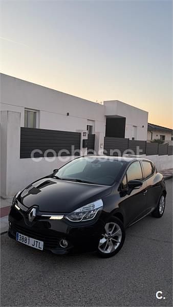 Usado Renault Clio IV Authentique 75 CV (55 kW) 2016 Negro Berlina