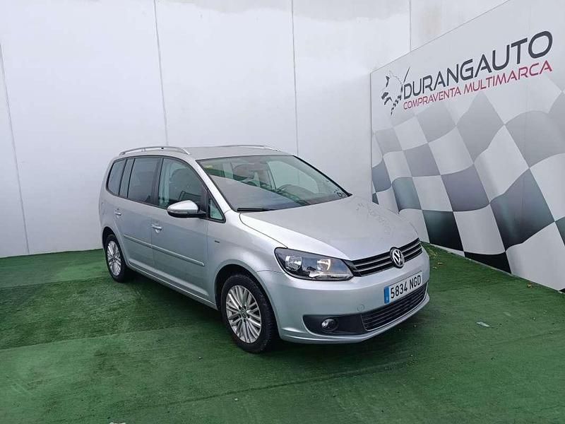 Usado VW Touran Advance 140 CV (102 kW) 2014 Gris Monovolumen