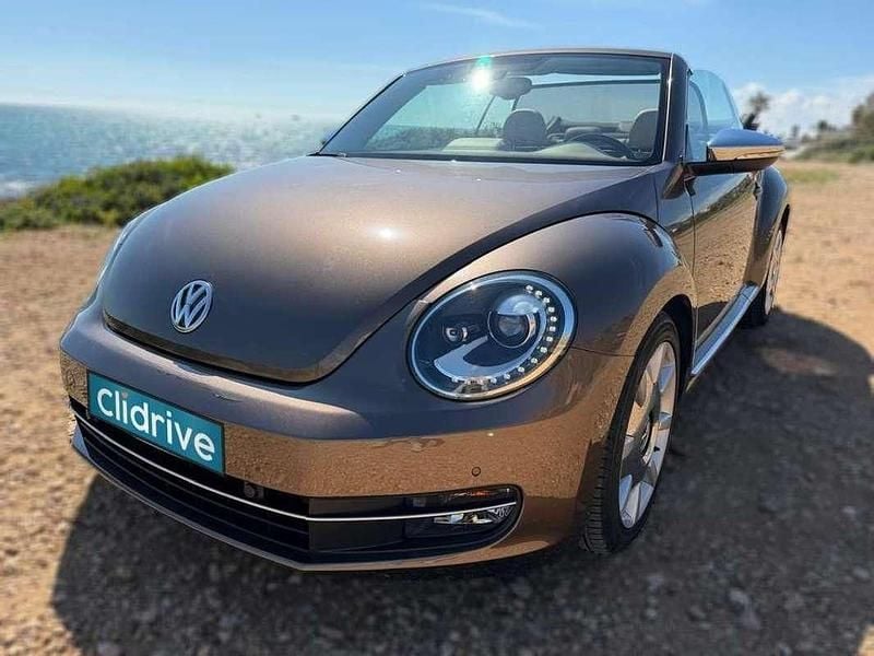 Usado VW Beetle Design 105 CV (77 kW) 2013 Marrón Utilitario