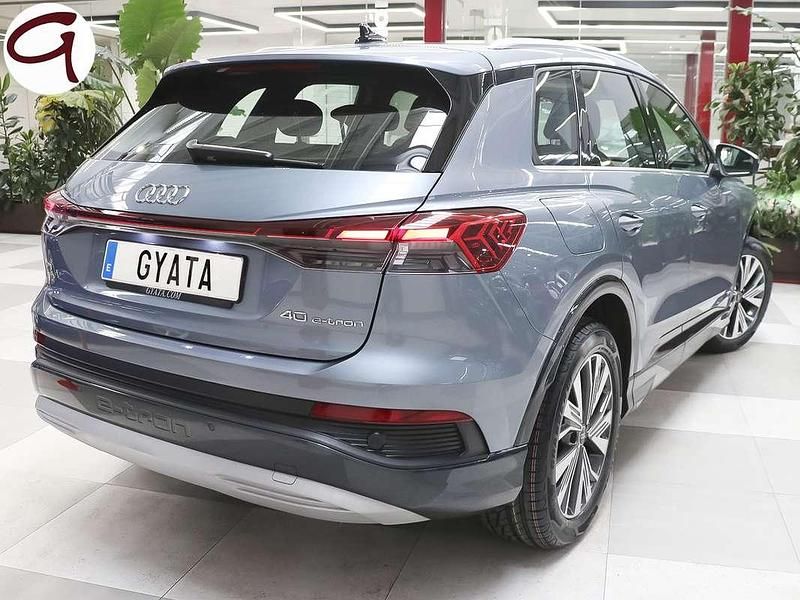 Usado Audi Q4 e-tron Advanced Plus 150 kW (204 CV) 2023 Plateado SUV