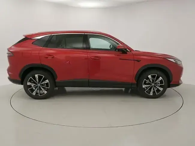 Nuevo MG HS Luxury 170 CV (125 kW) 2025 Rojo SUV