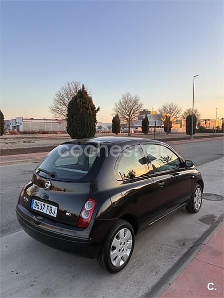 Usado Nissan Micra Visia 68 CV (50 kW) 2006 Negro Berlina