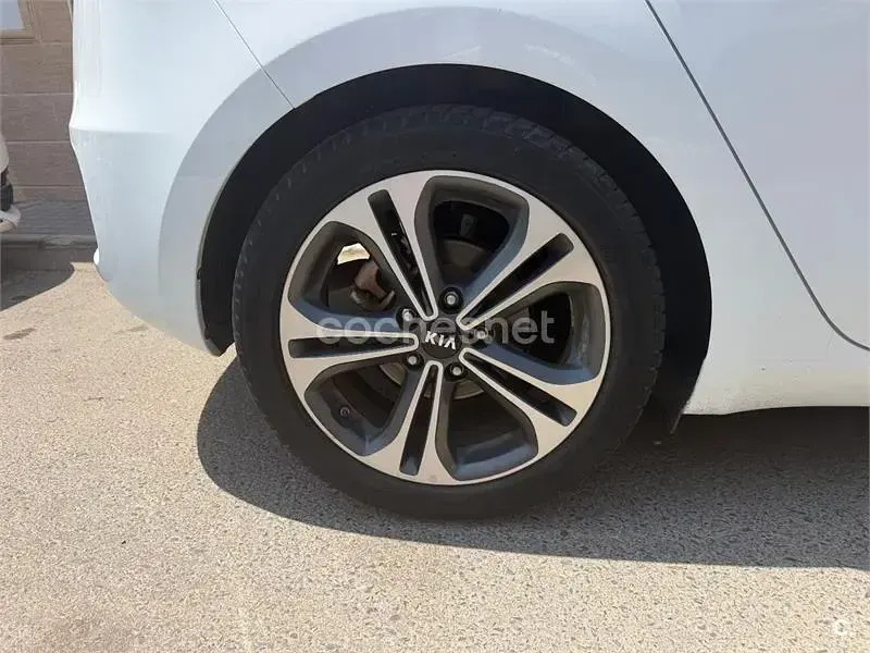 Usado Kia Ceed GT 136 CV (100 kW) 2016 Blanco Berlina
