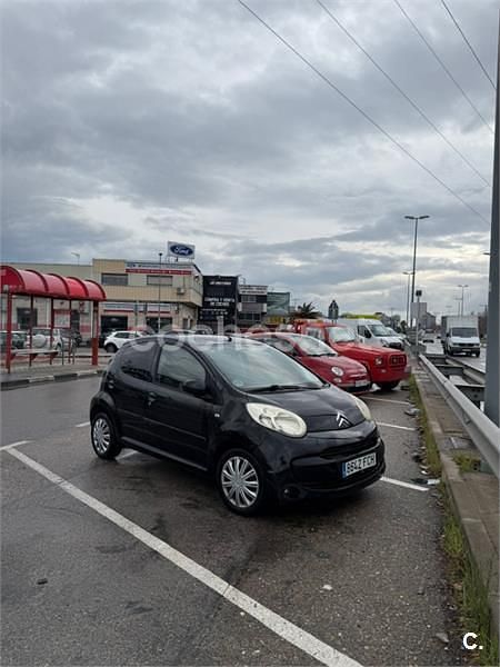 Usado Citroën C1 54 CV (39 kW) 2006 Negro Utilitario