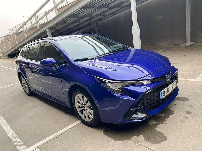 Begagnad Toyota Corolla Active 140 HK (102 kW) 2025 Blå Kombi